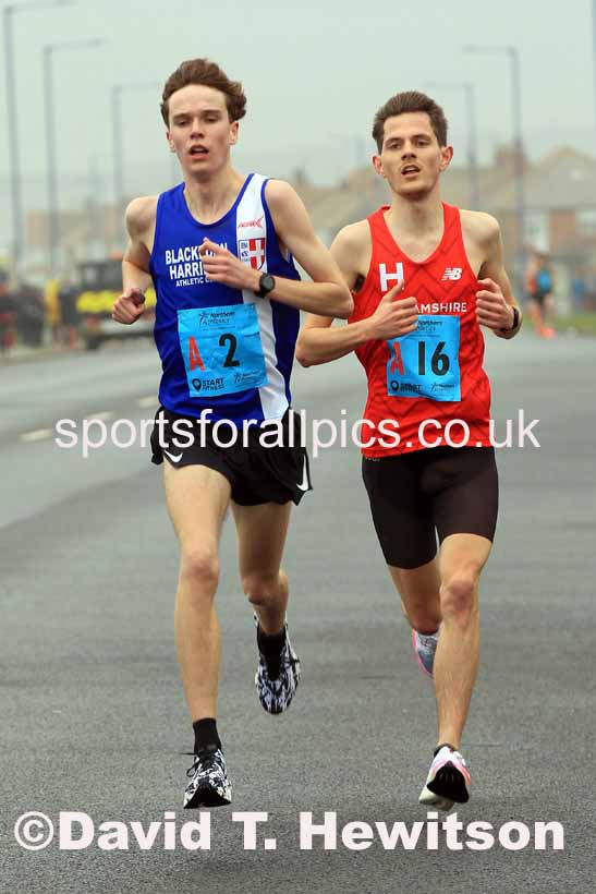 Senior mens 12 Stage 2023 Northern Mens 12 stage and Womens 6 Stage Relays and Young Athletes, Redcar. Photo: David T. Hewitson/Sports for All Pics